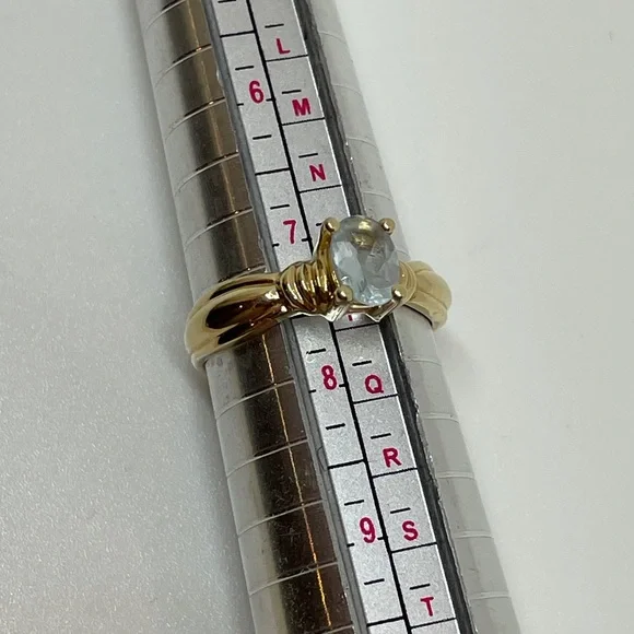 14K Yellow Gold Aquamarine Ring, 7 1/2 - Picture 9 of 10